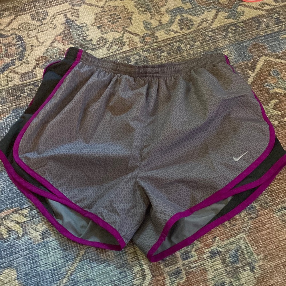 Nike tempo shorts excellent used condition size M